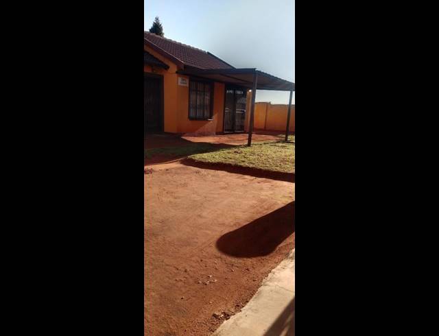 3 BEDROOM HOUSE FOR SALE IN MAPLETON